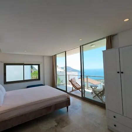 2 Bedroom Modern Holiday In Kalkan